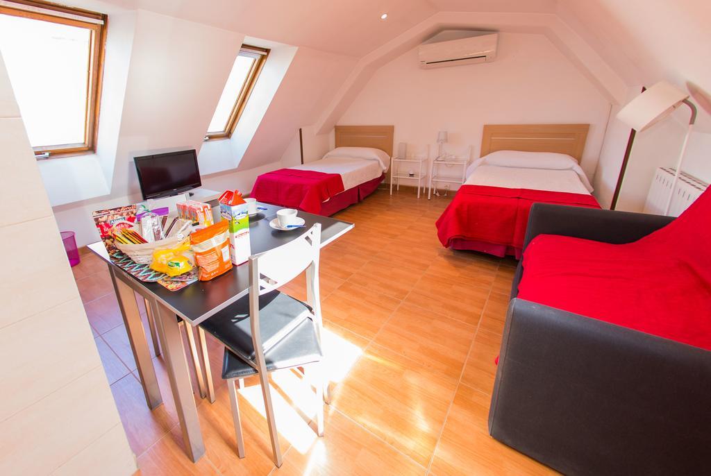 Apartamentos Madrid Centro Экстерьер фото