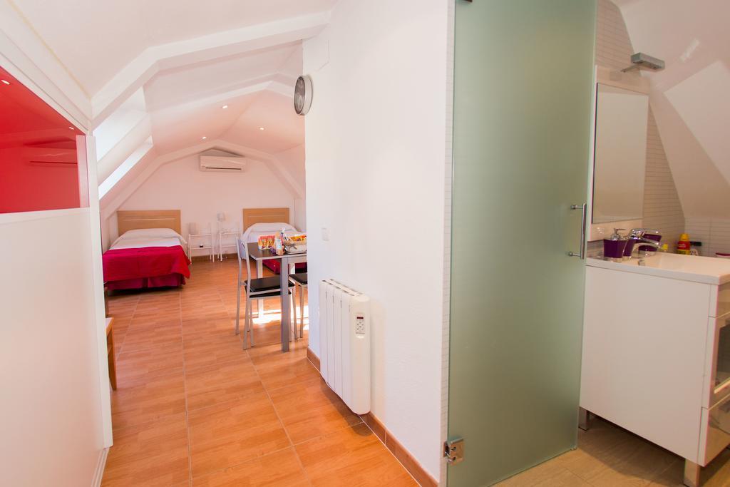 Apartamentos Madrid Centro Экстерьер фото