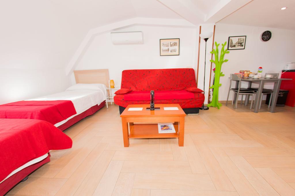 Apartamentos Madrid Centro Экстерьер фото