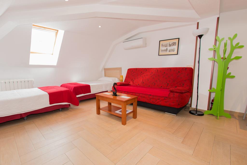 Apartamentos Madrid Centro Экстерьер фото