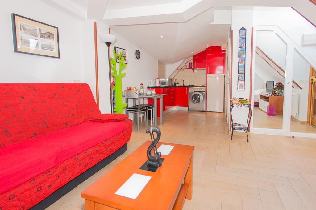 Apartamentos Madrid Centro Экстерьер фото